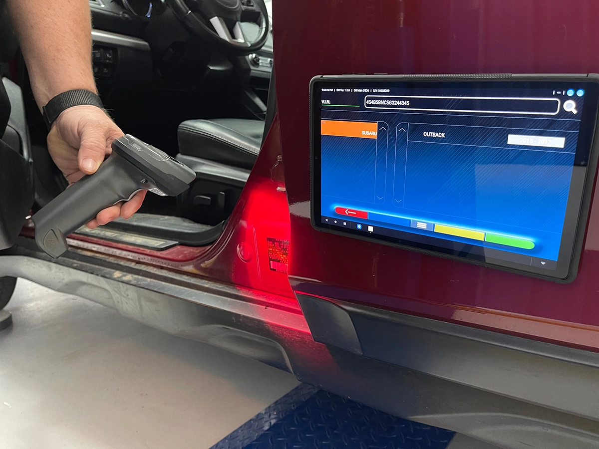 RAV TD 2.0 Gold Level Package 2 Post Wheel Aligner 15 Step 2 - Vehicle Selection by Scanner